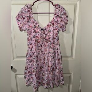 Pink floral dress from Francesca’s! Size small!